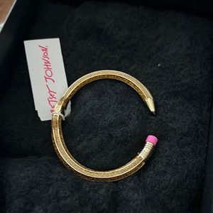 Betsey Johnson Pencil Bangle in Gold Glitter NWT
